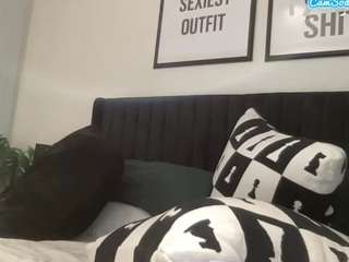 nuana live webcam show