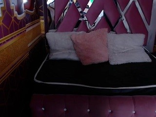 caroline-naughty Porn
