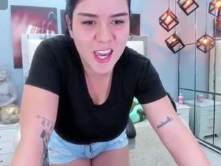 perla-lovers Live Webcam on CamSoda