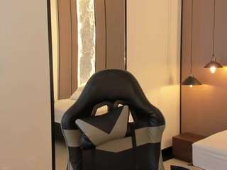 cloe-25