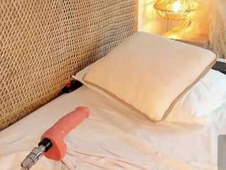 cloe-25 webcam
