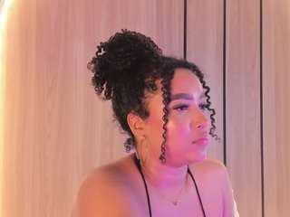 cloe-25's live room