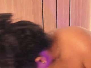 cloe-25 webcam model