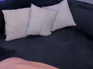 madelinefox's CamSoda show and profile