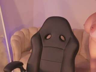 madelinefox live webcam show