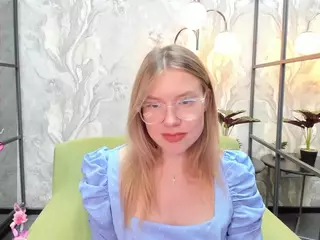 SilviaSea's Live Sex Cam Show