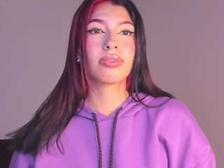 eva-benely Sex Cam Show