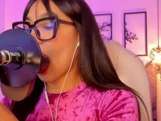 Oliviaa's Live Sex Cam Show