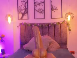 Oliviaa's Live Sex Cam Show