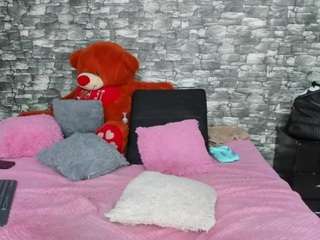 Live webcam model heidywills on Soda Cams