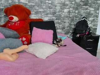 Live webcam model heidywills on Soda Cams