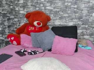 Live webcam model heidywills on Soda Cams