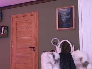 joannee's live room