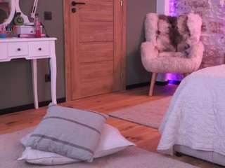 joannee's live room