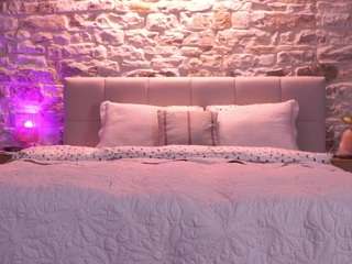 Joannee live cam preview