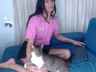 karen-sofia-19 webcam model
