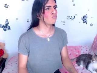 karen-sofia-19 live webcam show