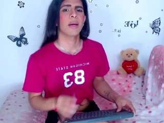 KAREN SOFIA live webcam show