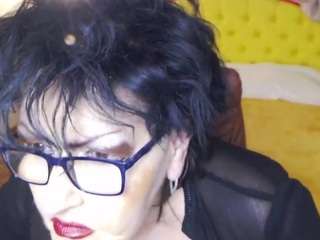 masterleila live cam profile