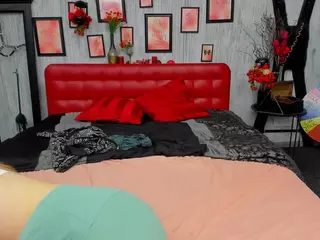 NorraShare's Live Sex Cam Show