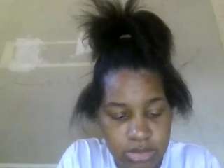prettylightskin live webcam show