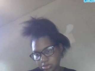 prettylightskin live webcam show