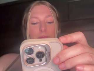 ScarlettRose72