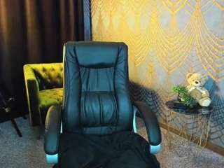 anabell-xxx's CamSoda show and profile