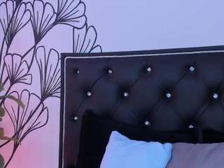 sweet-ariadnaaa Live Webcam on CamSoda