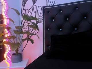 sweet-ariadnaaa webcam