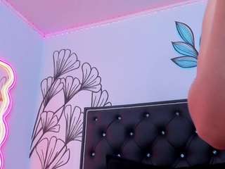 sweet-ariadnaaa webcam model