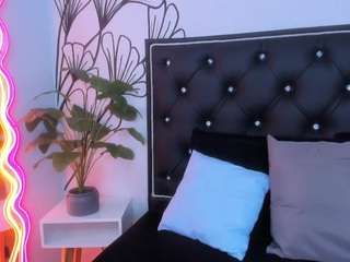 sweet-ariadnaaa webcam