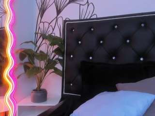 sweet-ariadnaaa webcam