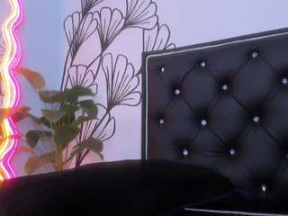 sweet-ariadnaaa webcam