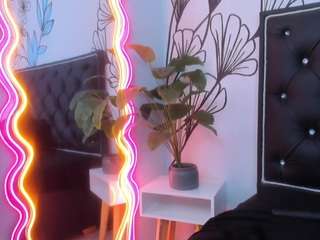 sweet-ariadnaaa webcam