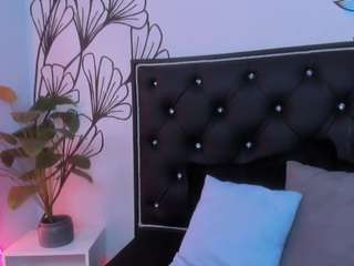 sweet-ariadnaaa live cam profile