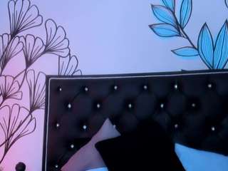 sweet-ariadnaaa webcam