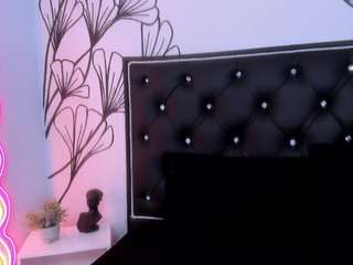 sweet-ariadnaaa webcam