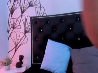 sweet-ariadnaaa webcam