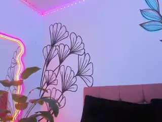 Sweet-Ariadnaaa's Live Sex Cam Show