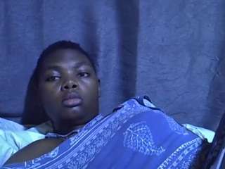 sweet-roxxy Live Webcam on CamSoda