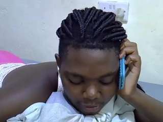 sweet-roxxy Live Webcam on CamSoda