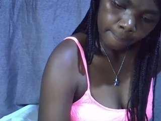 Sweet-Roxxy live webcam on Soda Cams