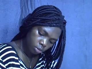 sweet-roxxy Brown live webcam