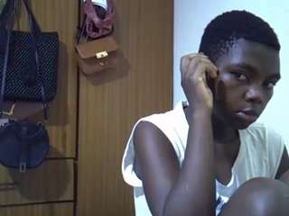 sweet-roxxy Live Webcam on CamSoda