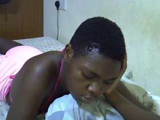 sweet-roxxy Profile Image