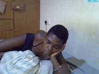 le modèle sweet-roxxy est en webcam porno dans un show sur le site camsoda, il possède les tags suivants: amateur,lingerie,young adult,thong,teen 18,squirting,small ass,sexcam,pussy,orgasm,ass,masturbation,hairy-pussy,flashing,fingers,dildo,cum,brown eyes,blowjob,black hair