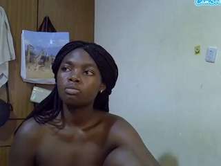 sweet-roxxy Live Webcam on CamSoda