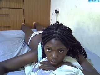sweet-roxxy Live Webcam on CamSoda