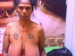indianva Live Webcam on CamSoda